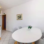 In 15312 Apartment Novi Vinodolski
