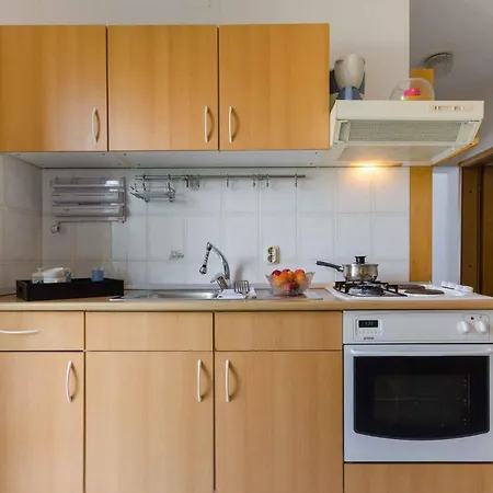 In 15312 Apartament *