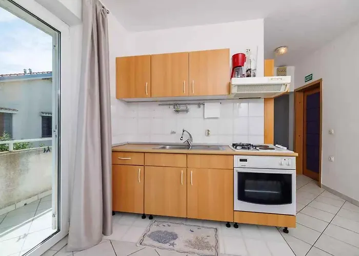 In 15312 Lägenhet *