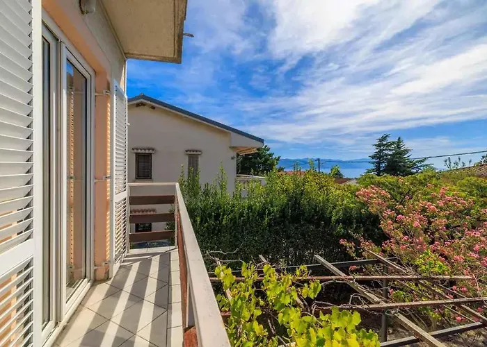 Lägenhet In 15312 Novi Vinodolski